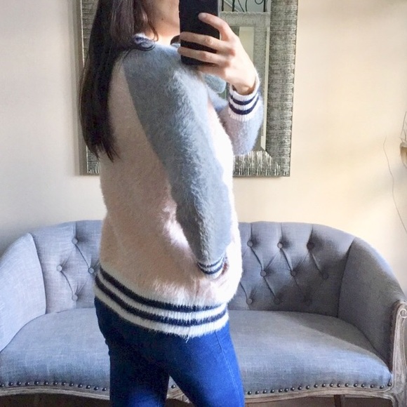 ✨Fuzzy Bomber Jacket - Picture 4 of 7